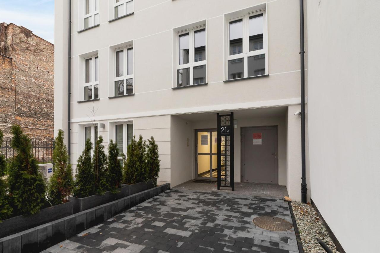 City Studio With Ac Czarnowiejska By Renters Cracovia Exterior foto