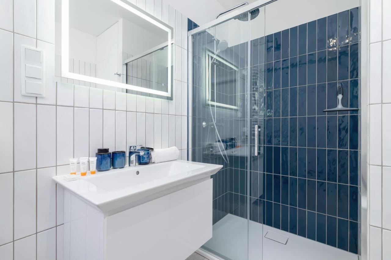 City Studio With Ac Czarnowiejska By Renters Cracovia Exterior foto